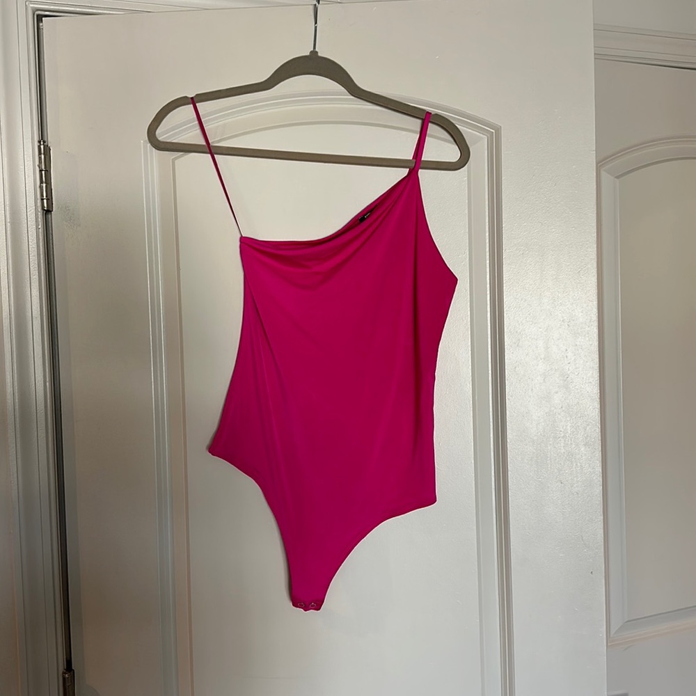 Express Body Contour One Shoulder Bodysuit